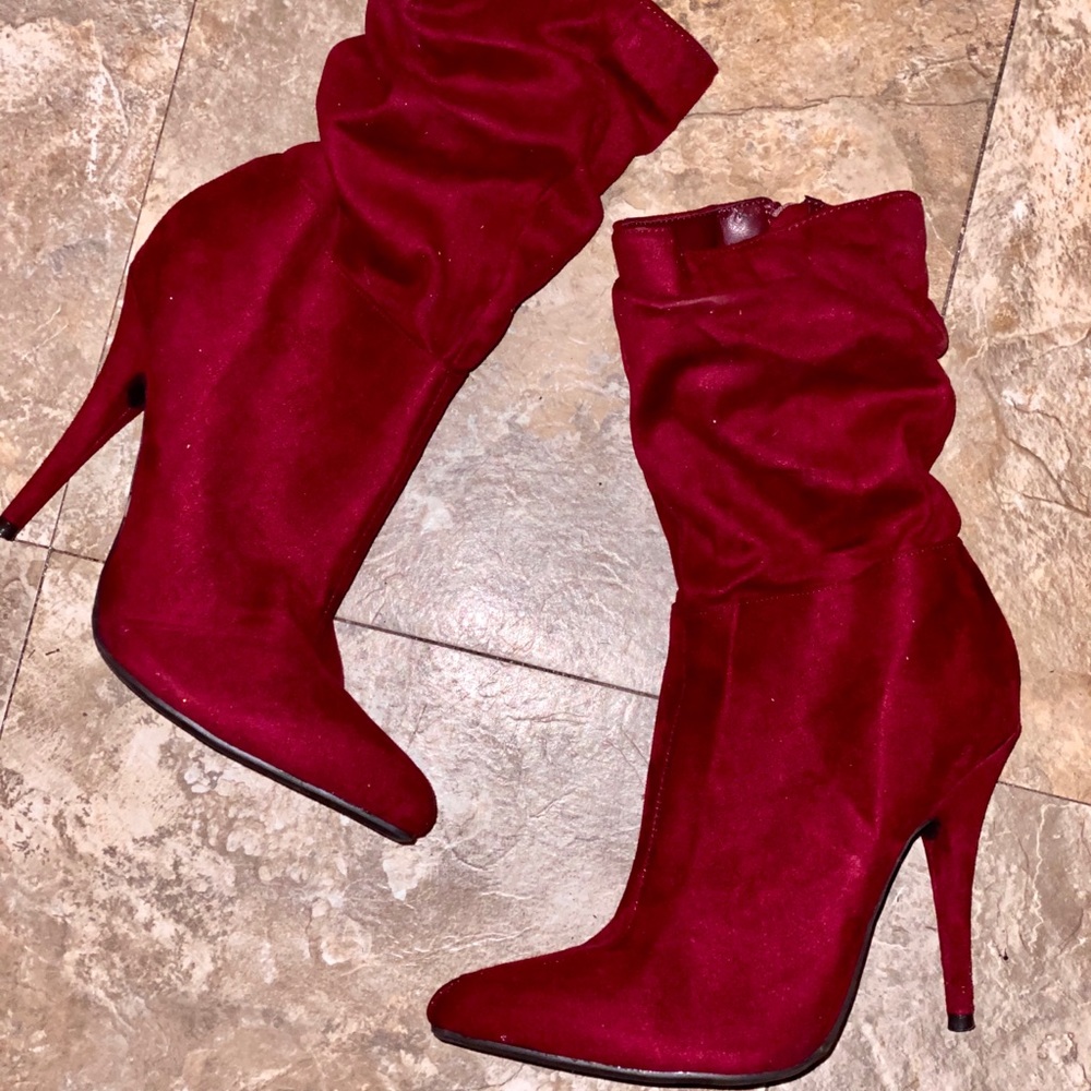 Red Peter Pan Booties